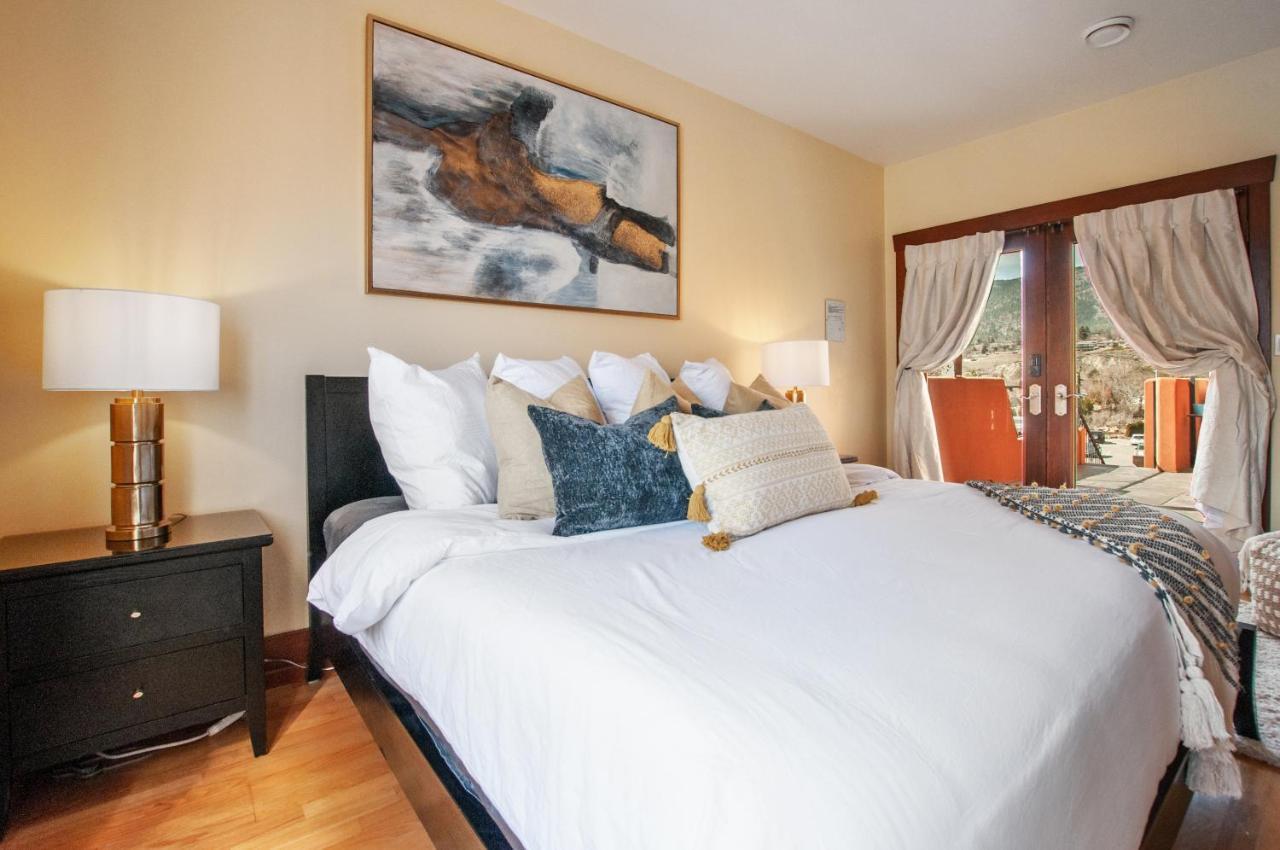 Casa Grande Inn & Suites Penticton Luaran gambar