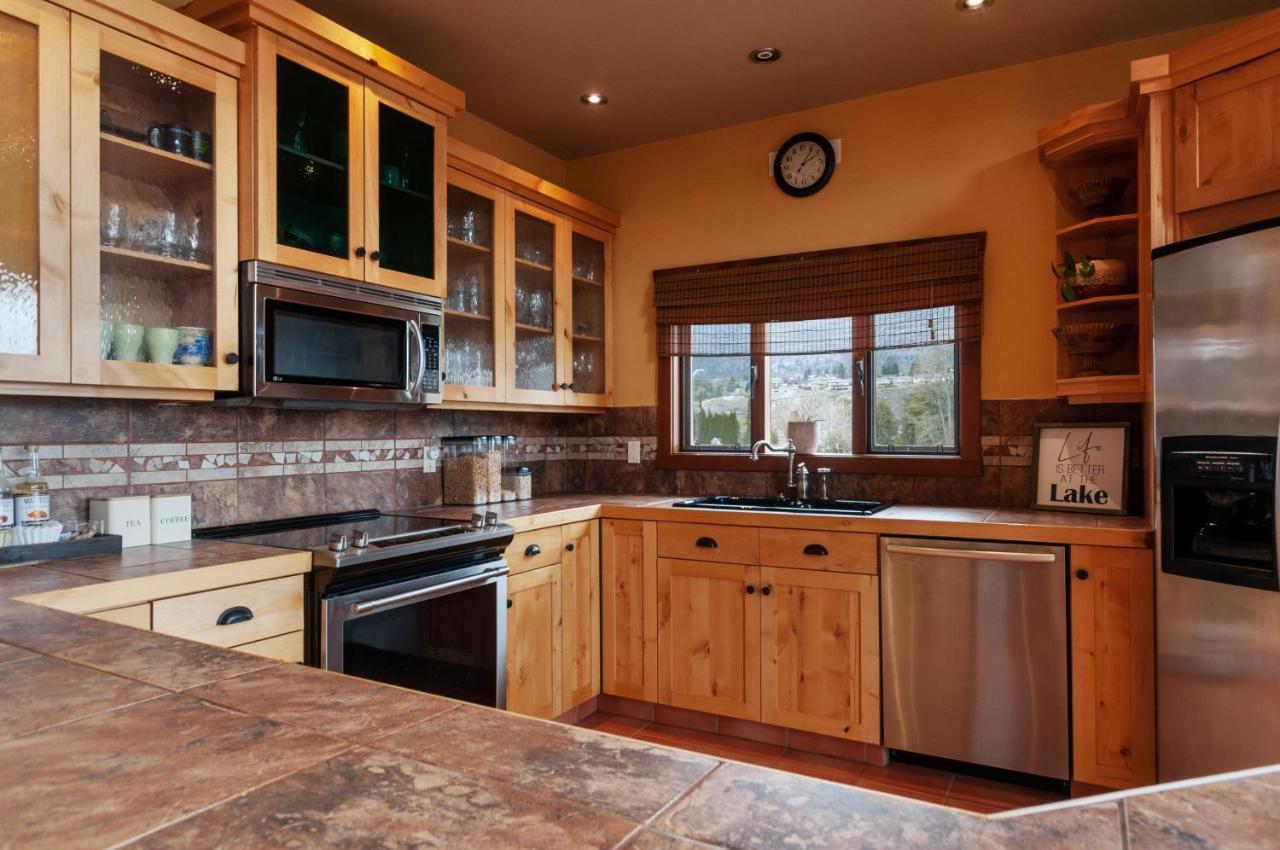 Casa Grande Inn & Suites Penticton Luaran gambar